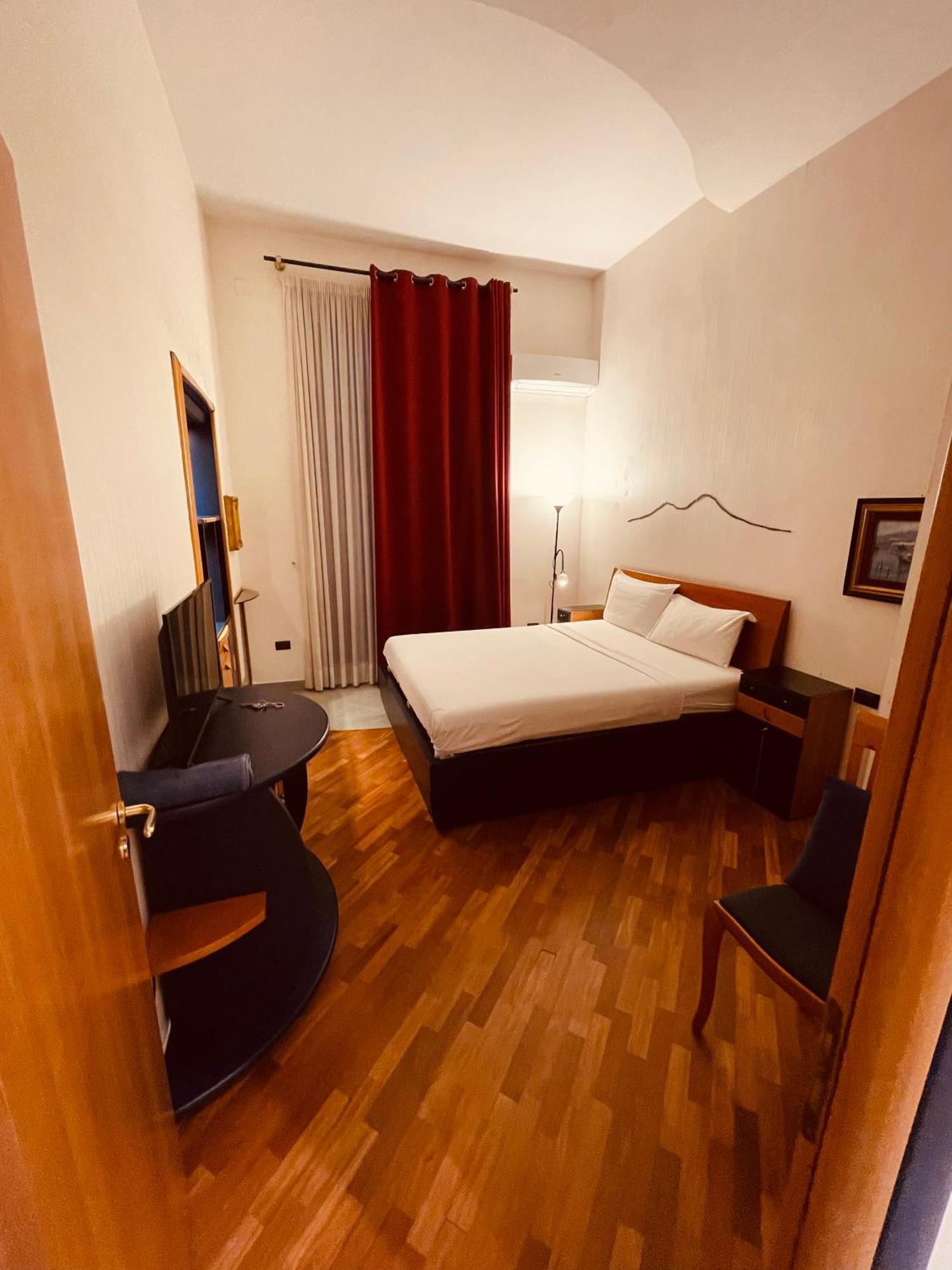 Nova Rooms Nápoly Kültér fotó